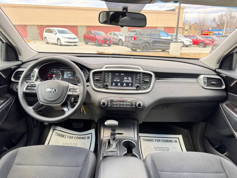 2019 Kia Sorento LX