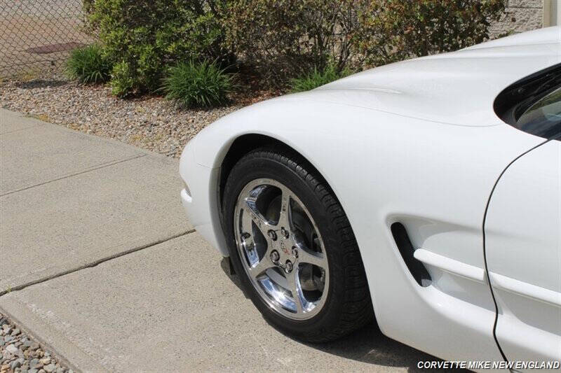 1999 Chevrolet Corvette 12