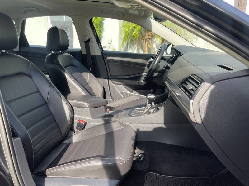 2022 Volkswagen Jetta SE