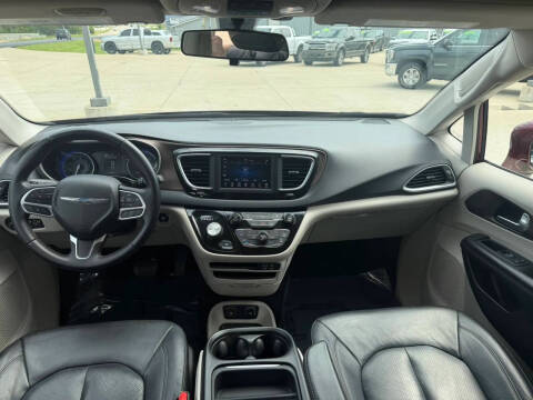 2018 Chrysler Pacifica Touring L