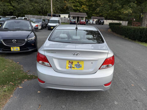 2017 Hyundai Accent Value Edition