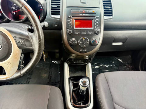 2012 Kia Soul +