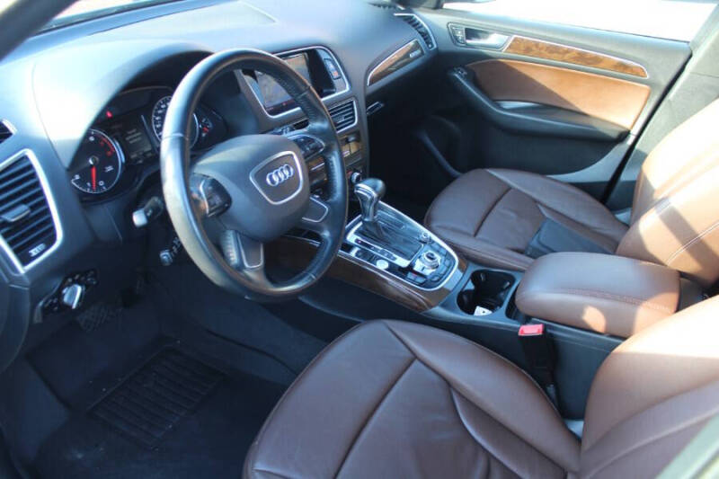 2015 Audi Q5 2.0T quattro Premium Plus