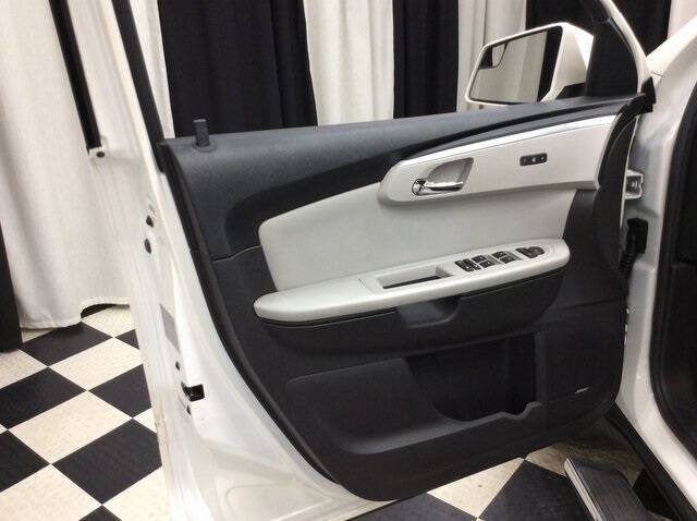 2011 Chevrolet Traverse LTZ