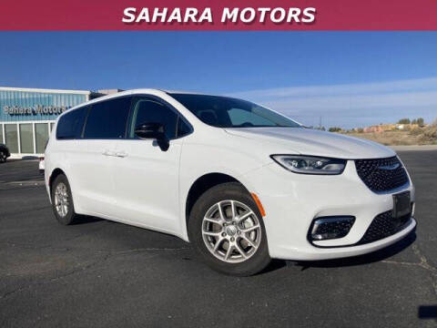 2024 Chrysler Pacifica Touring L