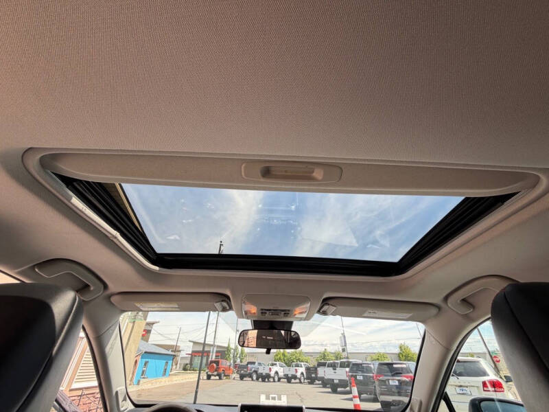 2019 Toyota RAV4 Adventure