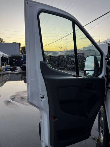 2021 Ford Transit 250