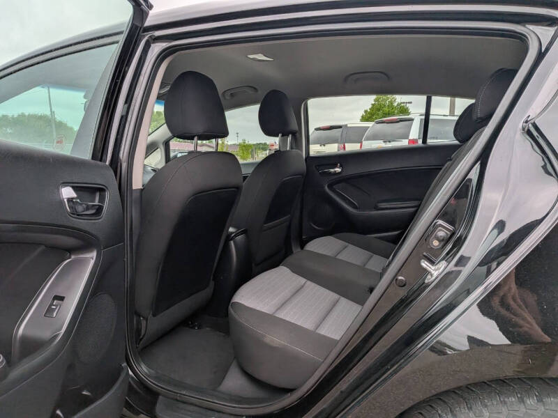2016 Kia Forte5 LX