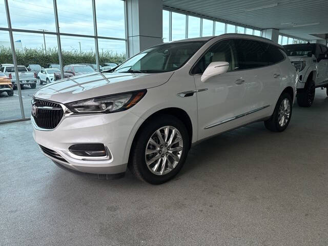 2021 Buick Enclave Essence