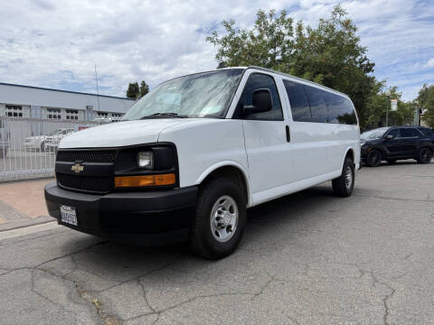 2017 Chevrolet Express LS 3500