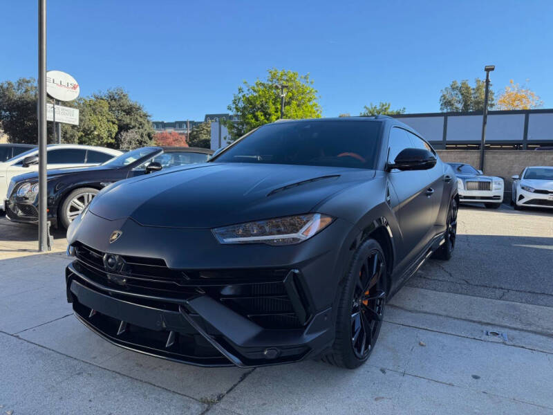 2023 Lamborghini Urus S