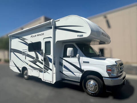 2022 Thor Motor Coach FOUR WINDS 22B