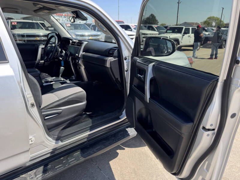 2020 Toyota 4Runner SR5