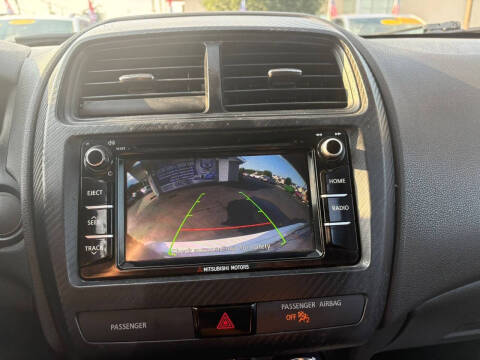 2018 Mitsubishi Outlander Sport LE