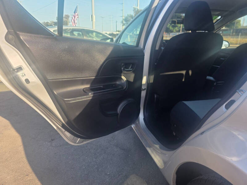 2015 Toyota Prius c Two