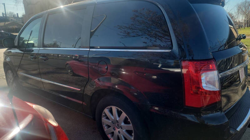 2015 Chrysler Town and Country Touring