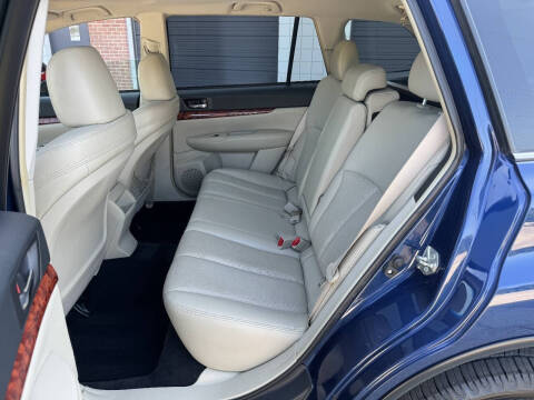 2010 Subaru Outback 2.5i Limited