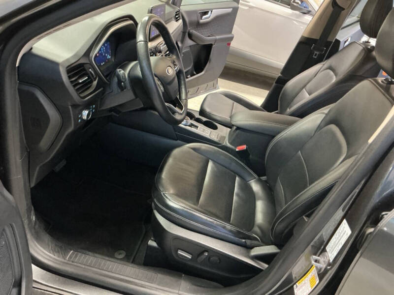 2020 Ford Escape Hybrid SE Sport