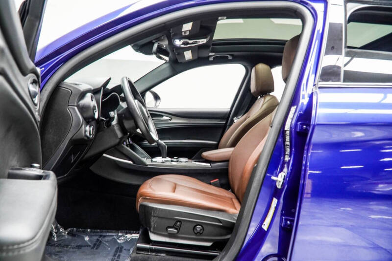 2022 Alfa Romeo Stelvio Ti