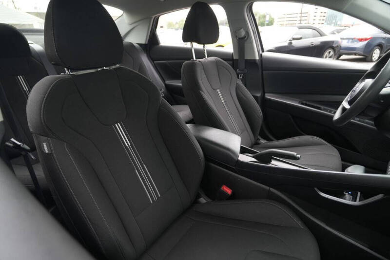 2023 Hyundai Elantra