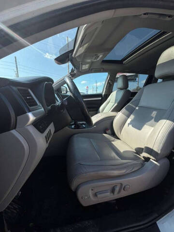 2017 Toyota Highlander XLE