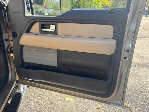 2012 Ford F-150 Lariat