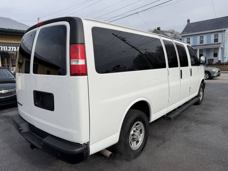 2017 Chevrolet Express LS 3500