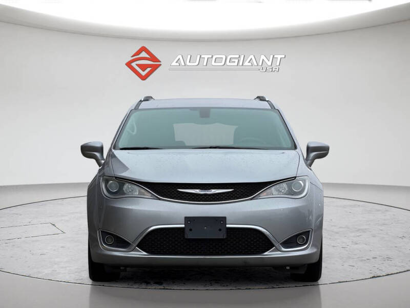2019 Chrysler Pacifica Touring L
