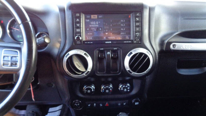 2014 Jeep Wrangler Sahara