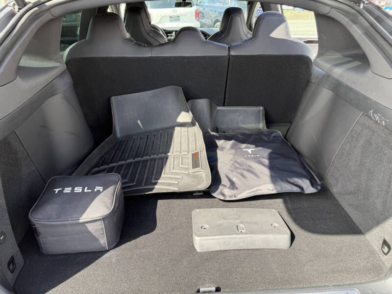 2018 Tesla Model X 75D