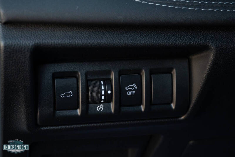 2020 Subaru Outback Touring
