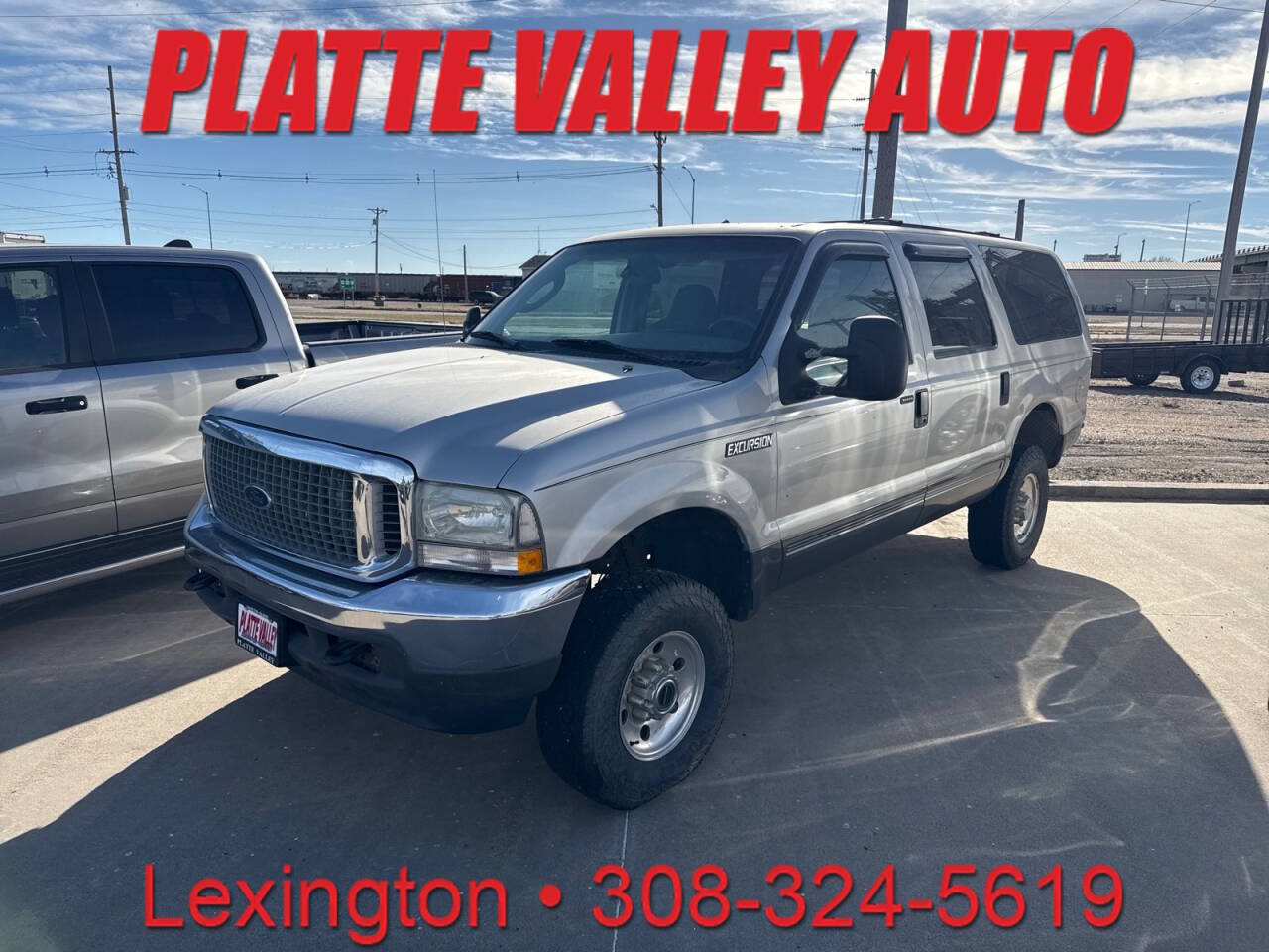 Gray 2004 Ford Excursion XLT XLT 4WD 4dr SUV 1