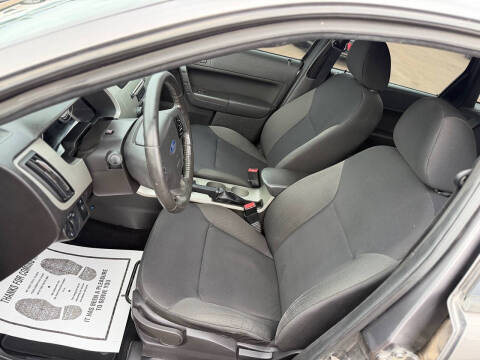 2011 Ford Focus Sport SES