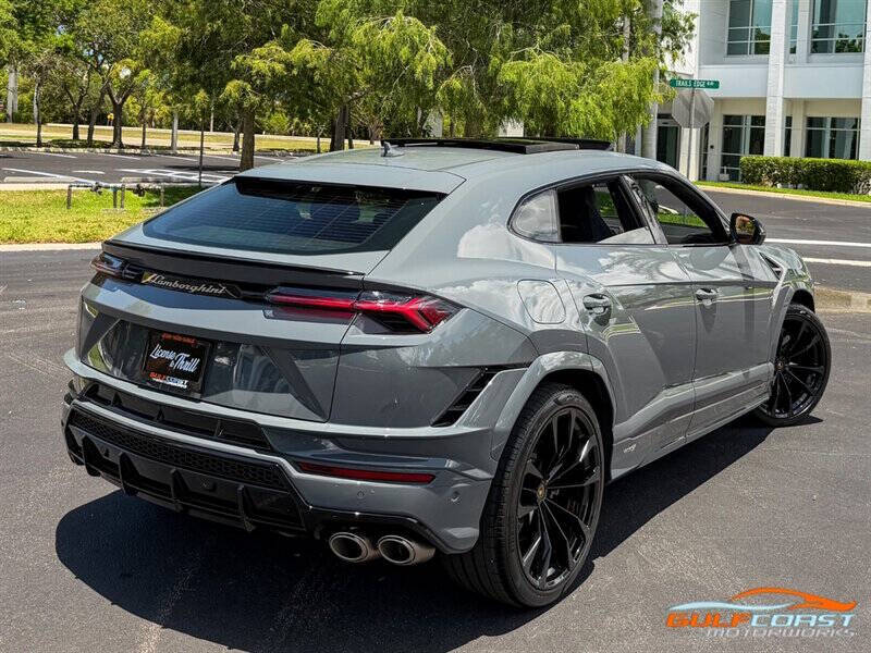 2024 Lamborghini Urus S