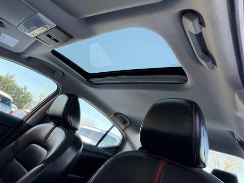 2020 Nissan Sentra SR