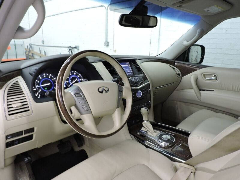 2016 Infiniti QX80