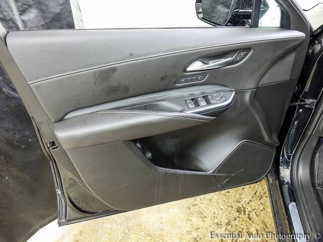 2025 Cadillac XT4 Premium Luxury