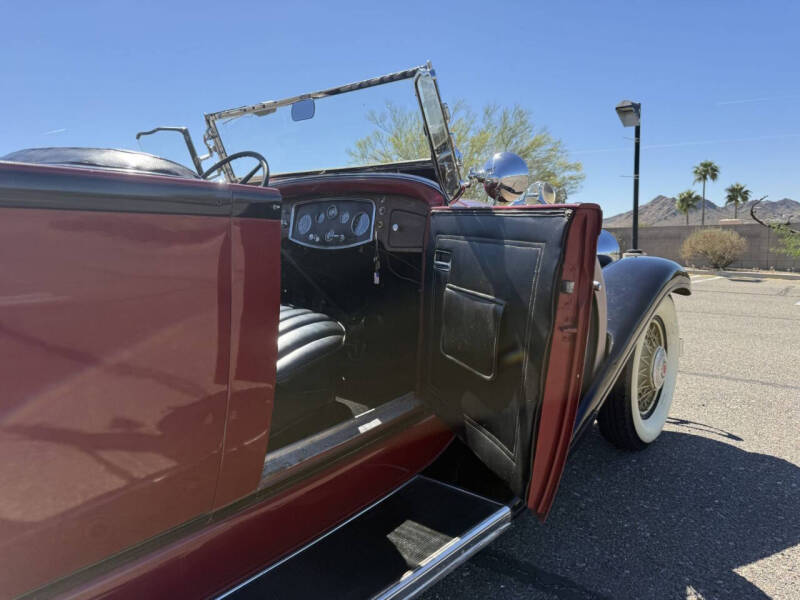 1932 Packard 902