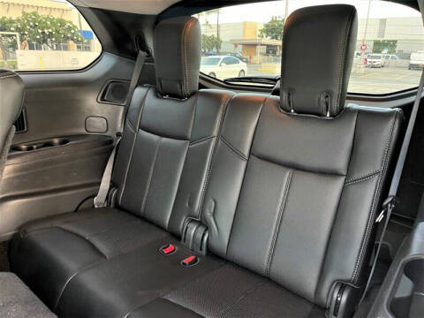 2017 Nissan Pathfinder Platinum