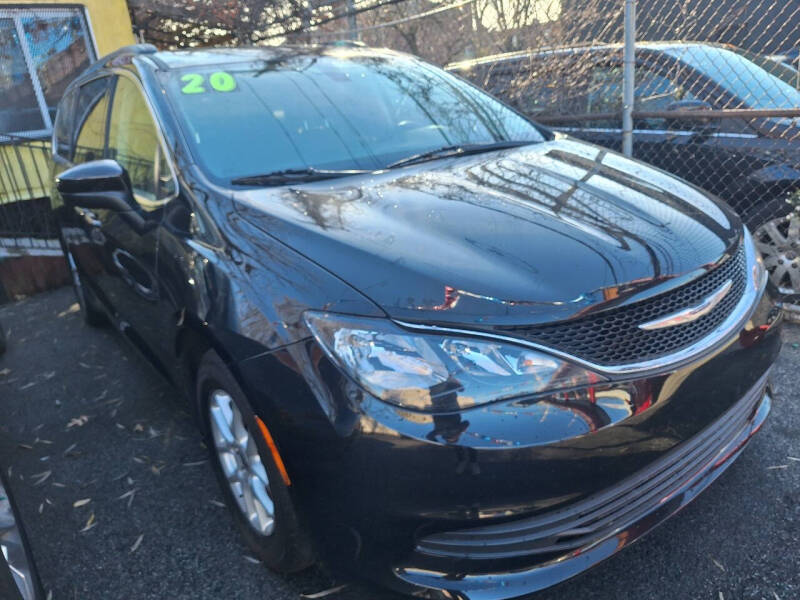 2020 Chrysler Voyager LXi