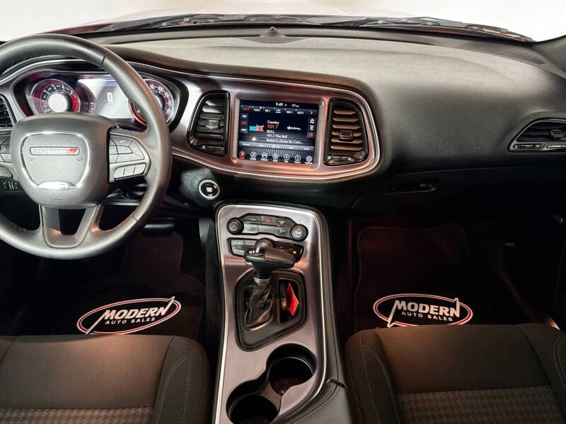 2017 Dodge Challenger R/T