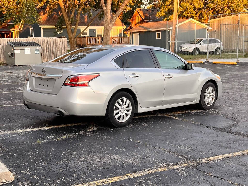 2015 Nissan Altima for sale at Autolink in Kansas City, KS