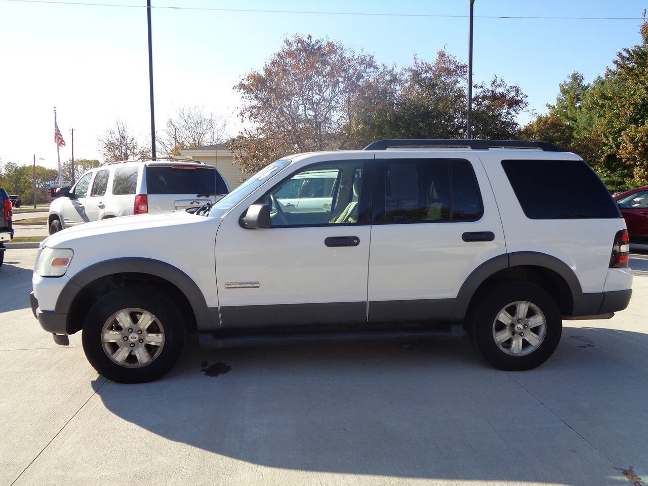 2006 Ford Explorer for sale at El Paso Auto Sale in Des Moines, IA