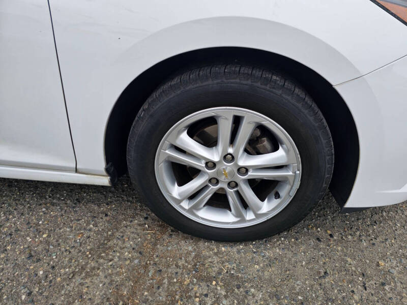 2017 Chevrolet Cruze LT Auto