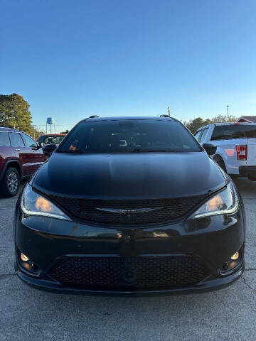 2020 Chrysler Pacifica Touring L
