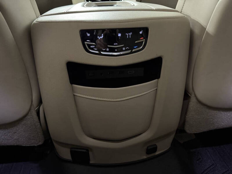 2019 Cadillac Escalade Premium Luxury