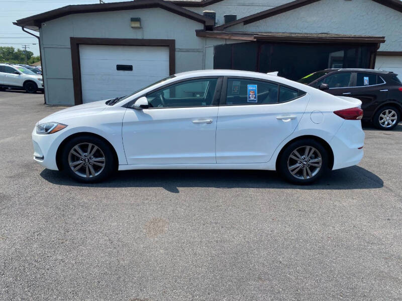 2017 Hyundai Elantra SE