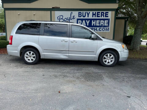 2009 Chrysler Town and Country for sale at Boyle Buy Here Pay Here in Sumter SC