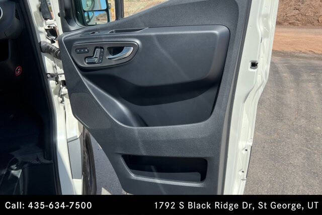 2025 Mercedes-Benz Sprinter