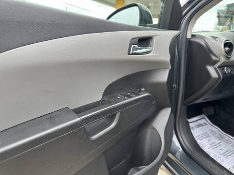 2013 Chevrolet Sonic LT Auto